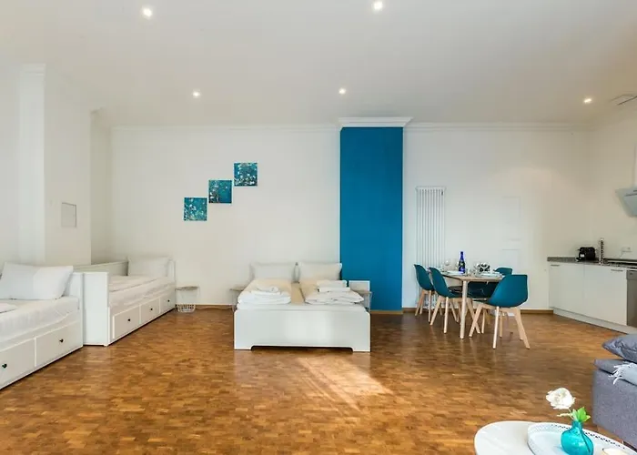 Dr Friedrichshain Апартаменты